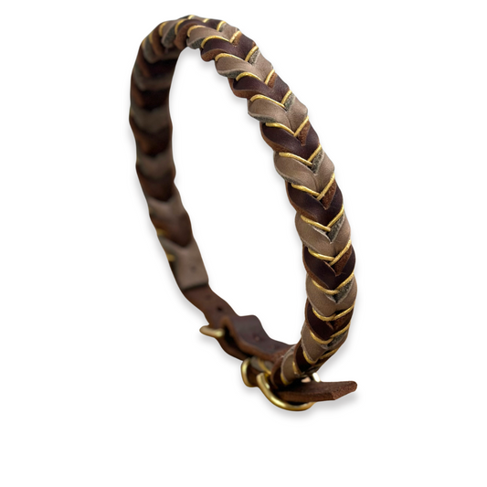 Geflochtenes Fettleder-Hundehalsband GOLDEN COUNTRY in Braun-Schlamm mit goldenen Messingbeschlägen