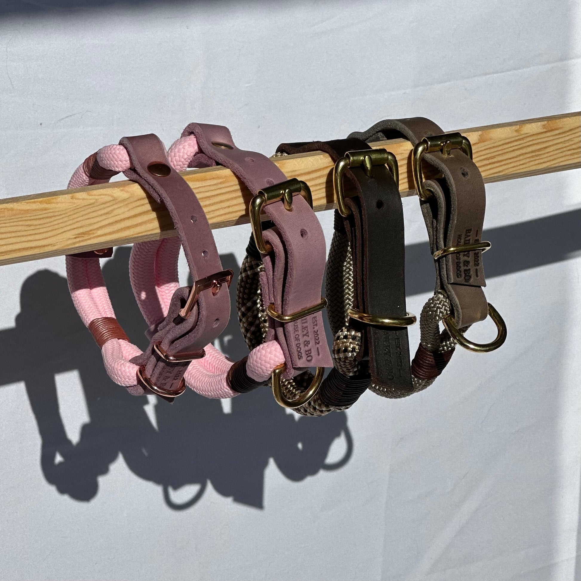 schöne Halsbänder aus Tauseil mit Leder zum verstellen verschiedene Farben